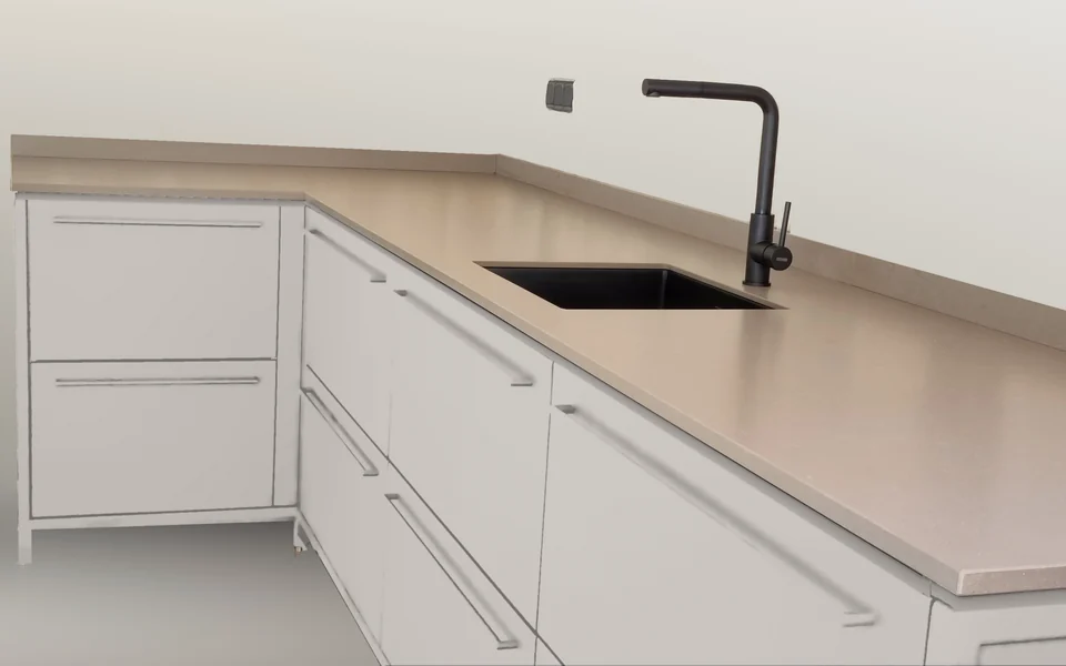Buitenkeuken met lichtgrijze fronten, impressie van de kleur